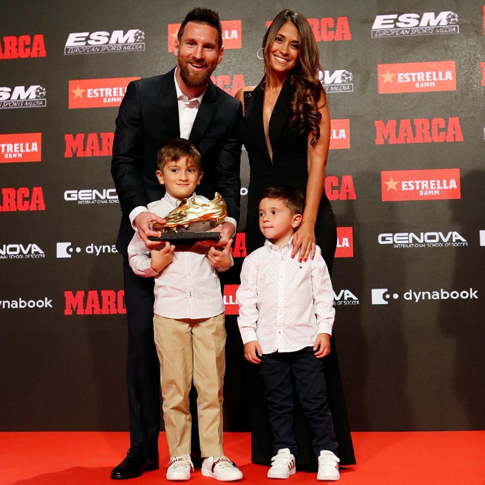 Insotiti de familie, Leo Messi a primit Gheata de Aur