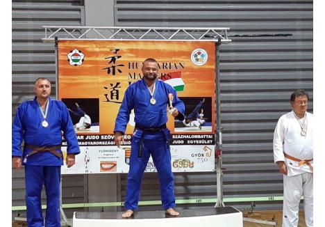 Aurel Gavriș, aur la Open-ul Ungariei de judo master