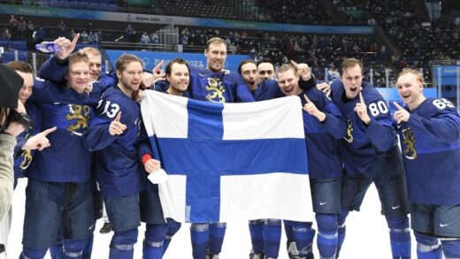 Finlanda detronează campioana olimpică la hochei pe gheață