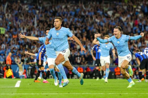 Manchester City câștigă în premieră Champions League