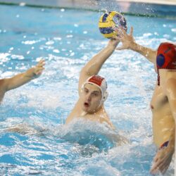 Orădenii pierd dar mențin prima poziție a clasamentului